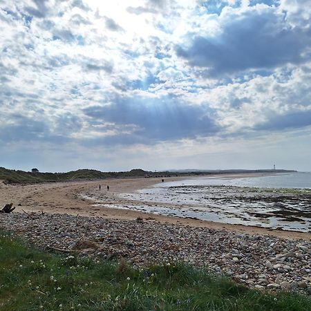 1 Fulmar Road**Next To West Beach And Golf Course Lossiemouth Exterior photo